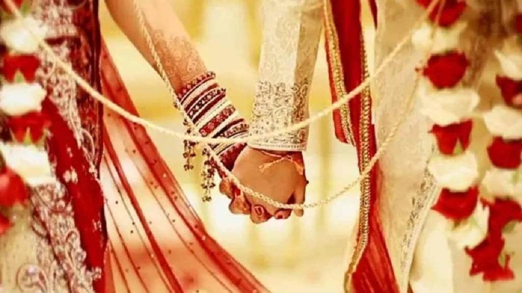 Nine people including brokers were booked in Dhule for arranging fake marriages to cheat youths for money