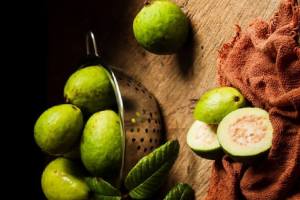 Eating Guava in winters can improve heart health, reduce blood sugar 8 Health Benefits of Guava Fruit