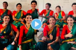 Mumbai local video of some girls dancing on a marathi song