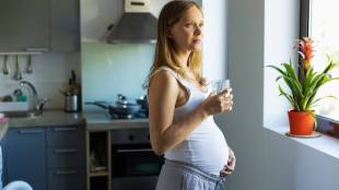 How Much Water Should Pregnant Women Drink? Heres What Expert Says know more details