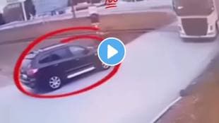 Railway crossing accident See what happened next when the entire dumper overturned on the car video goes viral