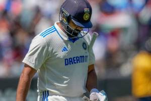 Rohit Sharma Decide to rest for Sydney Test Jasprit Bumrah to lead India in IND vs AUS BGT final Test