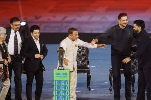 Rohit Sharma Champions Trophy Gesture for Sunil Gavaskar Ravi Shastri Wins Heart at Wankhede Stadium Ceremony Video Viral