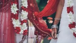 Same Sex Marriage : वहिनीशी लग्न करण्यासाठी तरुणीचा हट्ट, कुटुंबीयांनी नकार देताच प्यायली विष