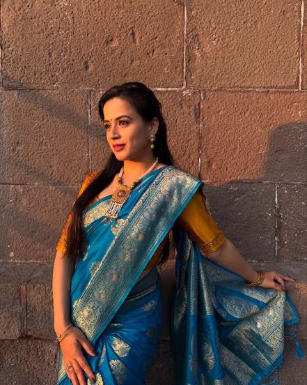 Prajakta Gaikwad marathi look, Prajakta Gaikwad Saree look,