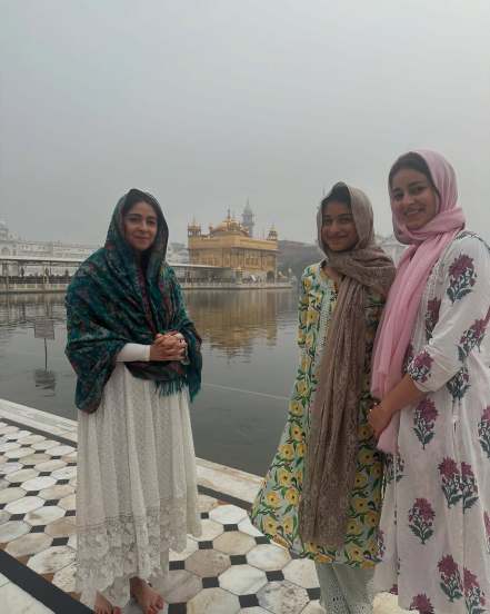 ananya panday golden temple visit amritsar