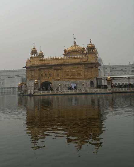 ananya panday golden temple visit amritsar