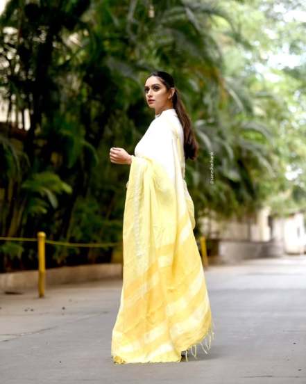 Shruti Marathe Yellow Saree Look