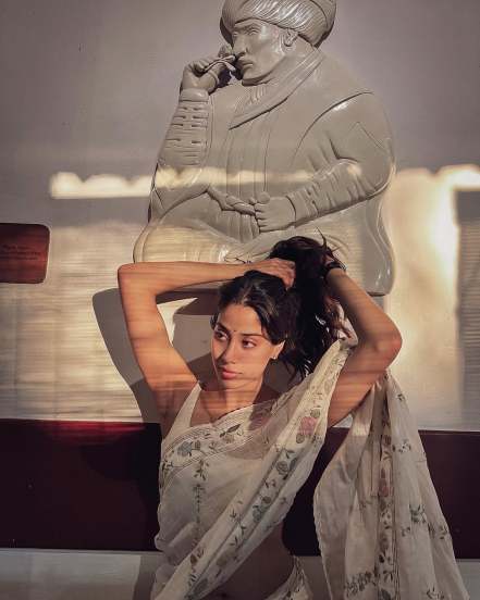 Bollywood Star Janhvi Kapoor shares pictures from Kerala trip on social media in white saree