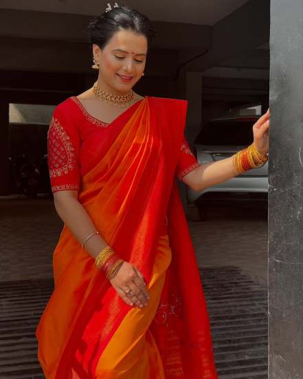 Prajakta Gaikwad shares pictures in Red Nauvaari Saree a Marathmola look