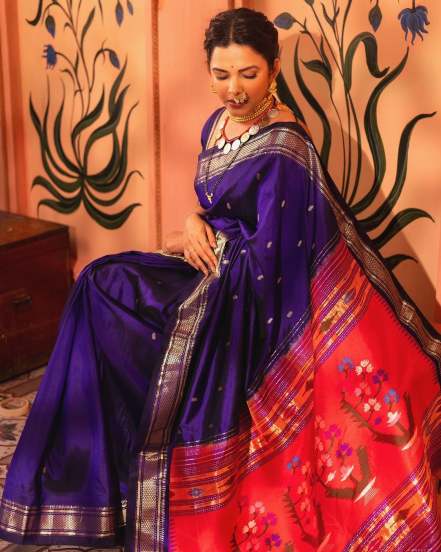 Mitali Mayekar In Purple Paithani Saree for the Premiere of Fussclass Dabhade In Pune. 