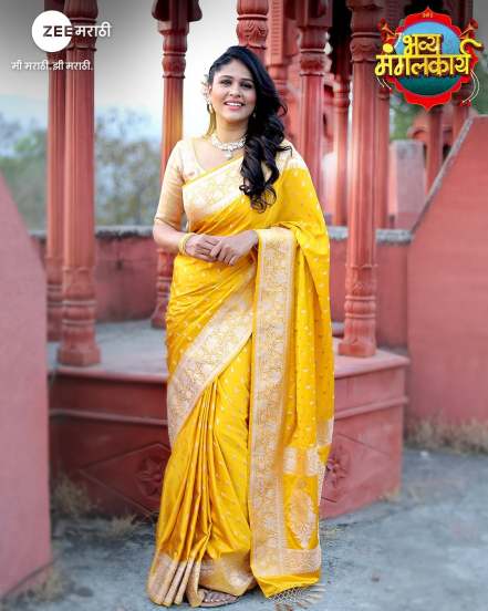 Akshaya Mahesh Traditional Glamorous look for Laxmi Niwas Bhavya Mangal Sohala Janhavi's Haldi ceremony