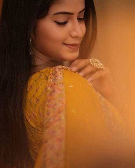 Savalyachi janu Savli fame actress Prapti Redkar shares pictures in yellow Anarkali Suit on social media