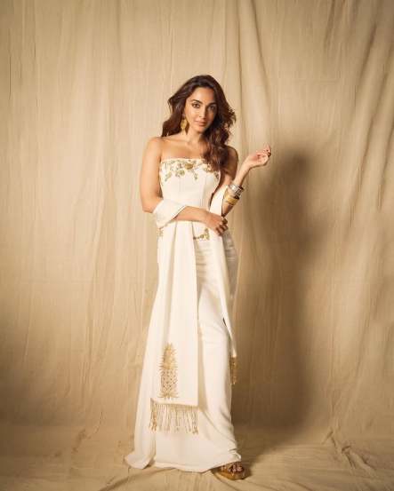 Kiara Advani shares alluring pictures in white dress on social media