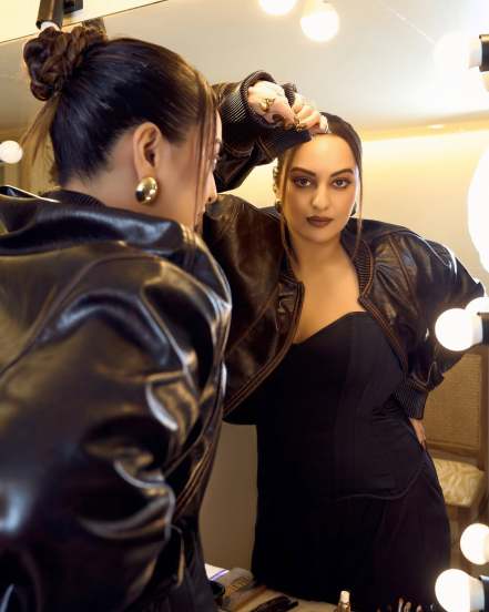 Sonakshi Sinha shares her bossy look in brown jacket and corset top on social media