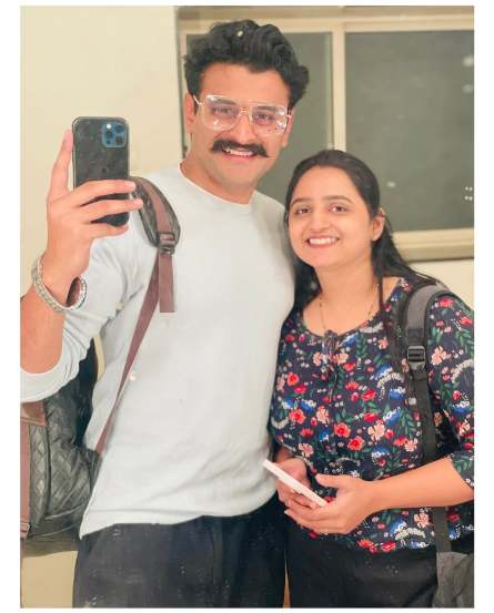 Gharo Ghari Maatichya Chuli fame Sumeet Pusavale wife monika pusavale on set