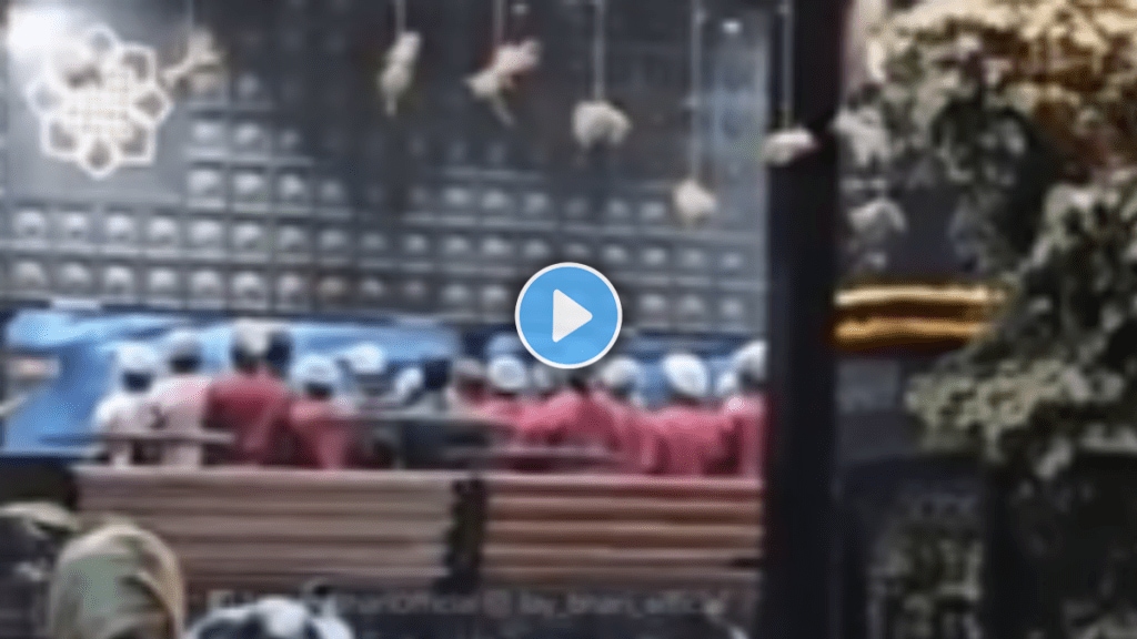 This is real patriotism The national anthem is sung every morning at rameshwaram cafe in Hyderabad Watch the beautiful