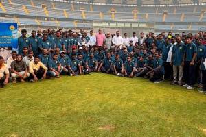 Wankhede Stadium 50th Anniversary MCA Honour Groundsmen With Jumbo Household Hamper with Unique Idea