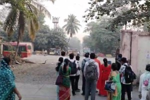 Mumbai , best bus , passengers , bus stop,