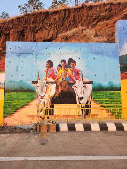 Thane Nashik tunnels decoration Warli painting photos 