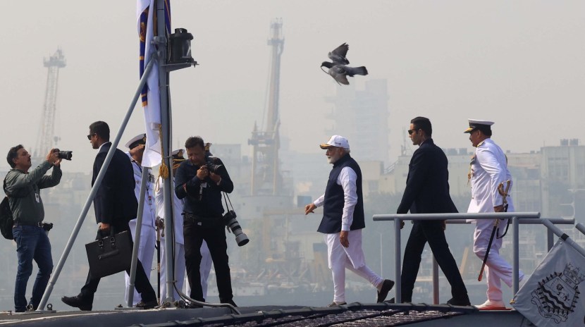 PM. Modi dedicated the three frontline warships Surat, Nilgiri and Vaghsheer to the nation on their commissioning at the Naval Dockyard in Mumbai on Wednesday morning.
