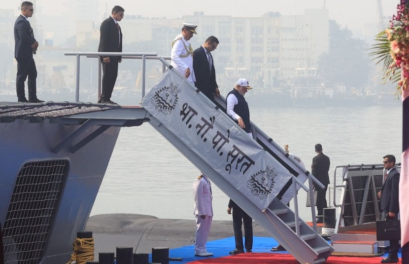 PM. Modi dedicated the three frontline warships Surat, Nilgiri and Vaghsheer to the nation on their commissioning at the Naval Dockyard in Mumbai on Wednesday morning.
