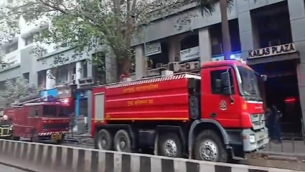 commercial building, Ghatkopar , fire,