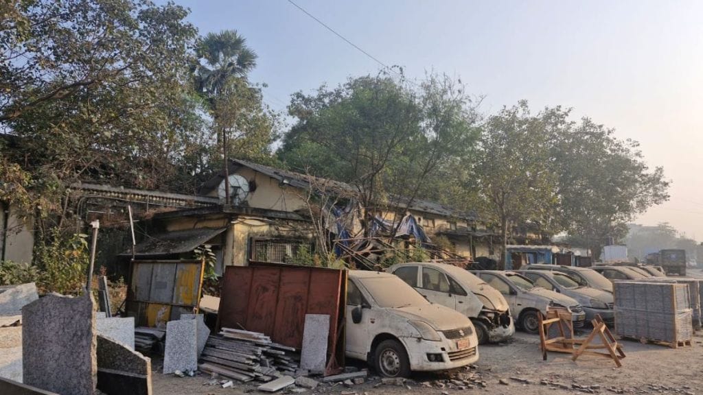 Municipality to auction abandoned vehicles in Dahisar