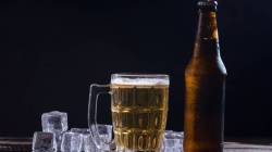 Alcohol Causes Cancer : मद्यपानामुळे कर्करोगाचा धोका? अमेरिकेतील डॉक्टरांच्या अहवालाने मद्यप्रेमींना दिला सावधानतेचा इशारा