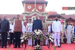 chief minister devendra fadnavis appointment of ministers staff swearing ceremony