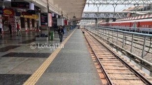 CSMT railway station platform