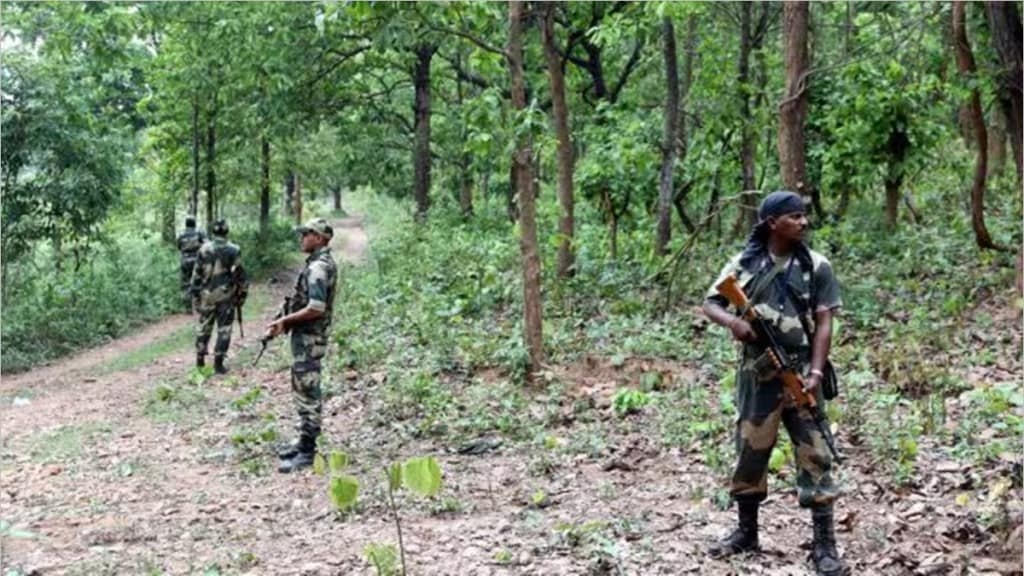 security forces killed 14 naxalites