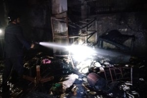 thane fire breaks out in laundry shop