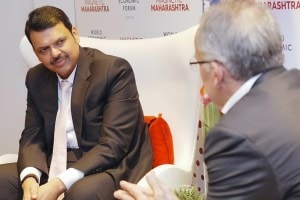 Devendra fadnavis davos marathi news