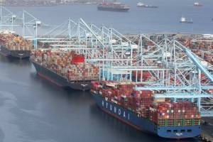 95 percent of the country foreign trade is carried out through the coast print eco news