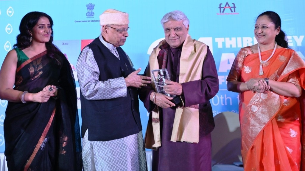 javed akhtar got Asian culture award