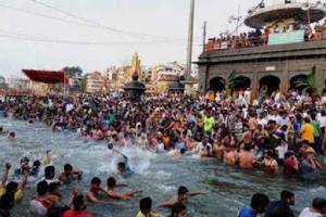 plan to increase the length of the ghats for kumbh mela discussed in weekly meeting