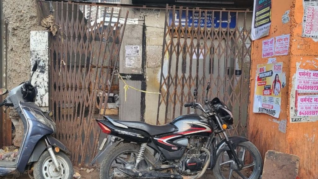 lift at Dombivli East railway station has been closed for three days