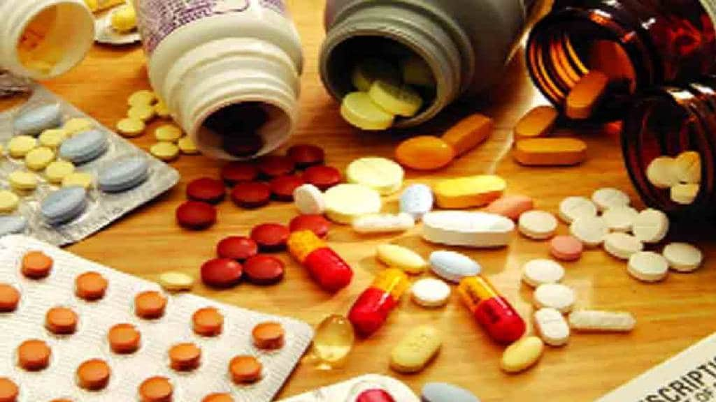 Raids on companies selling medicines without a license Mumbai print news