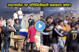 mumbai shivaji park viral video hawkers fight with football playing boys in dadar playground