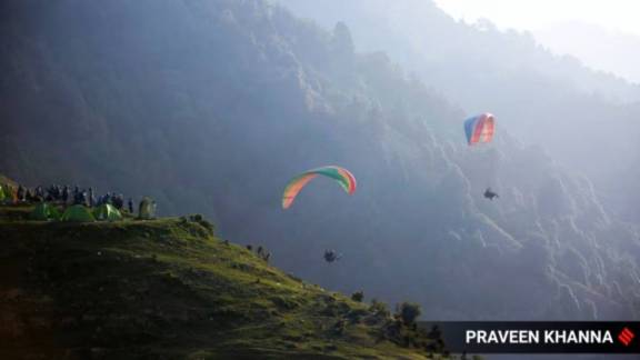 paragliding in goa