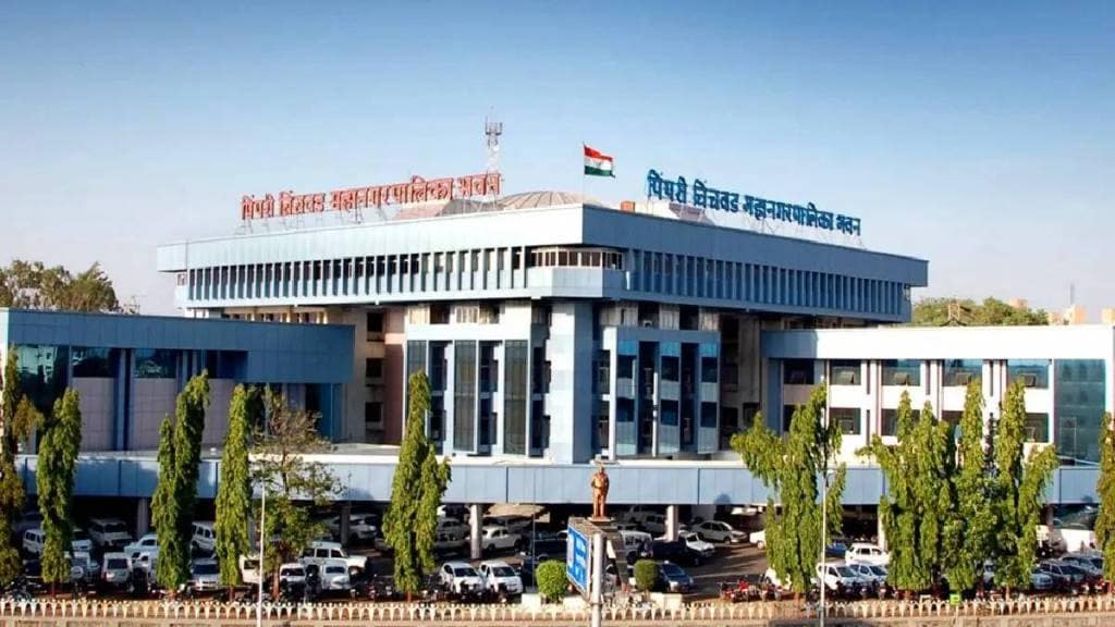 pcmc issue seized notice to Hotels hospitals schools and educational institutions over property tax arrears