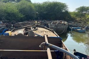 Major action against sand smugglers Revenue Department destroys 15 boats