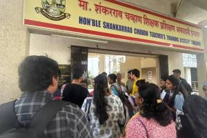 Idol exam today but some students don't have admit cards for exam Mumbai