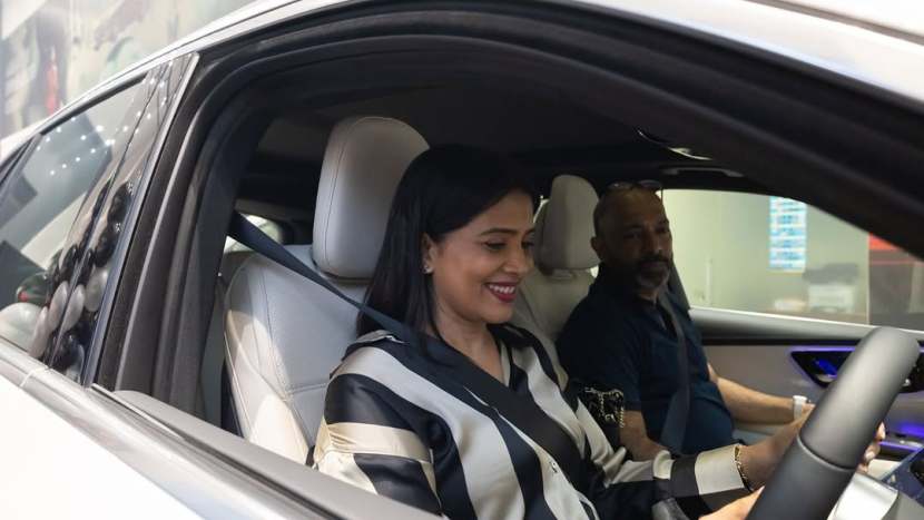 sonali kulkarni buys new mercedes car