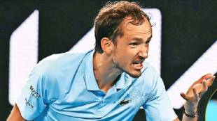 daniil medvedev defeat in 2nd round of australian open 2025