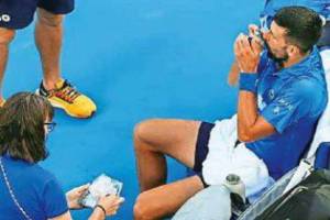 djokovic in fourth round despite breathing and injury problems