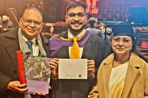 yavatmal student success in london school of economics