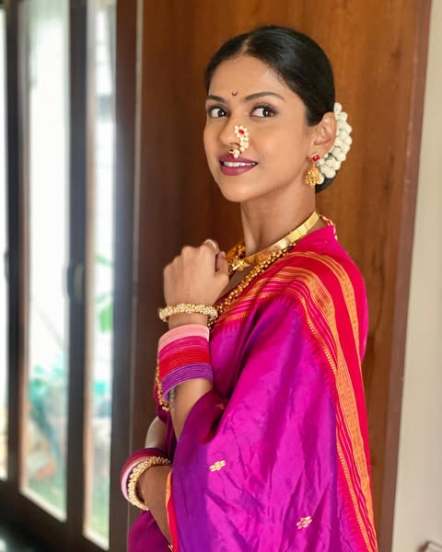 marathi actress swarda thigale replace tejashri pradhan in premachi goshta serial 