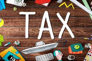 90000 salaried employees withdrew incorrect tax deduction claims worth rs 1070 crore